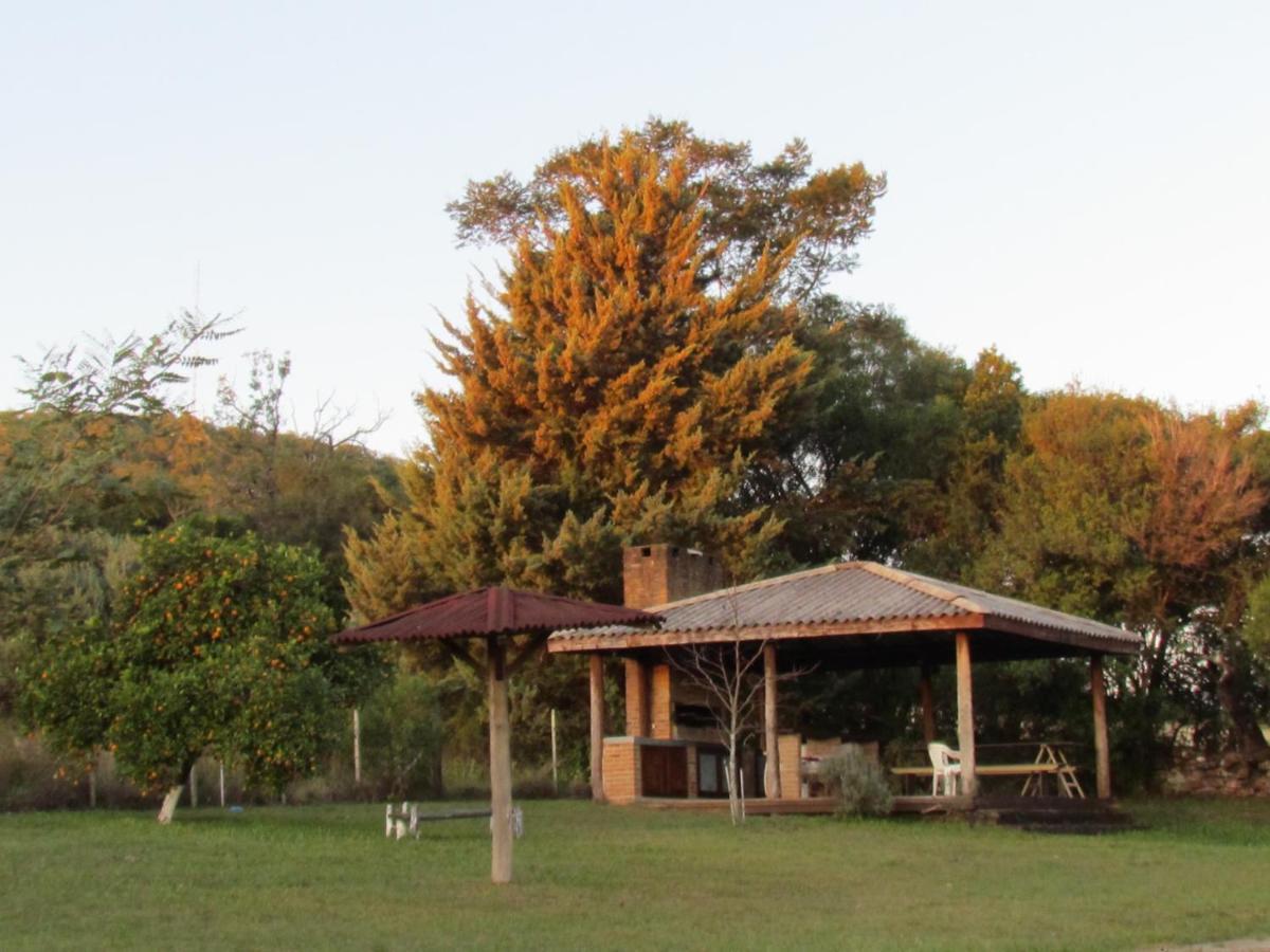 Pousada La Vivienda Santana do Livramento Bagian luar foto